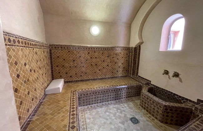 Superb Villa With 2 Private Pools Hammam and Tennis Court - Foto 18