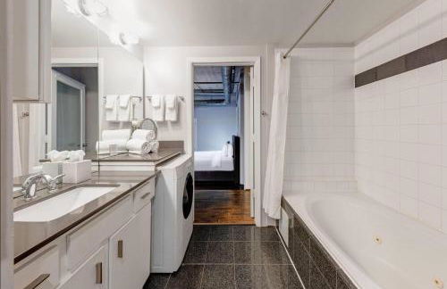 The District at Hogg Palace, A Wyndham Hotel - Foto 20