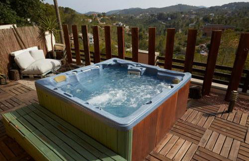 Amazing Vila close to Sitges, jacuzzi, swimming pool & exellent views - Foto 12