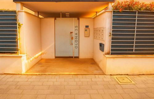 Zen Garden House - in front of the metro - Photo 17