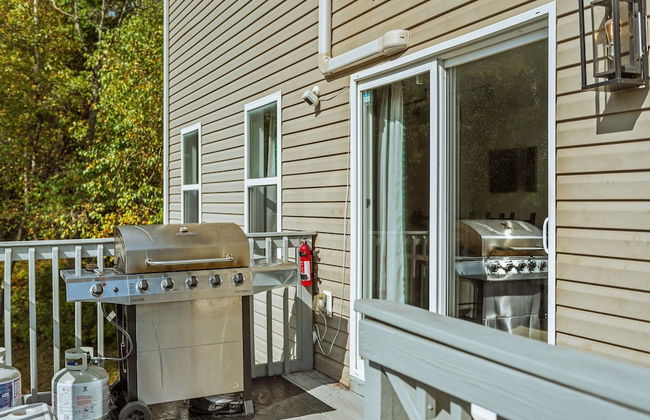 Mountain Mindset by Avantstay Pool Hot Tub Game Room Firepit - Photo 50