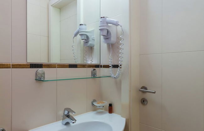 Premium Levant 212 Marina Apartment - Photo 25