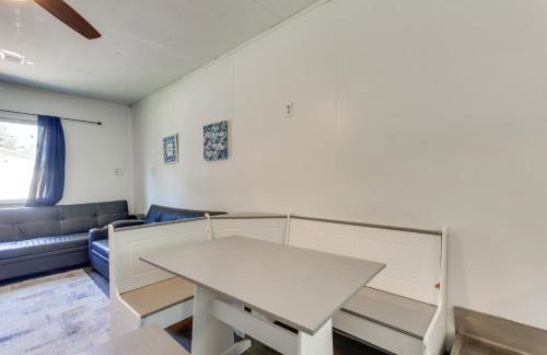 2 Mi to Long Beach Waterfront! Convenient Studio - Photo 9