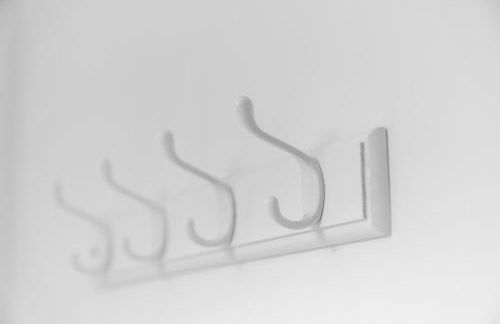 Fern Walk Modern 3 Bedroom House - Dalkeith - Photo 9