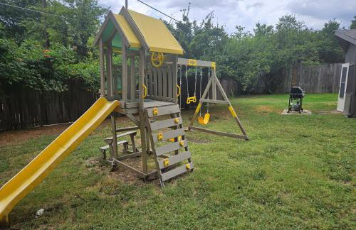 Cozy Retreat near DFW & Stadium/Game Room - Foto 36