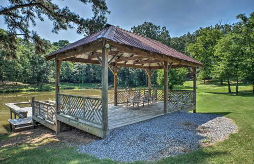 Guntersville Lake Cabin with 3 Fishing Ponds! - Foto 2