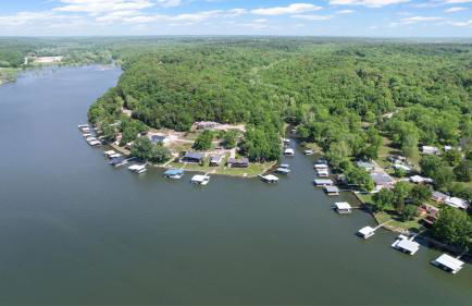Huge Lakefront Yard, Private Dock - Amazing Views! - Foto 53