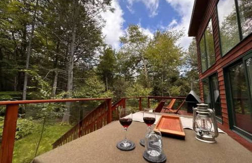 Unique and Private 25ft Waterfall House in Hunter - Foto 73