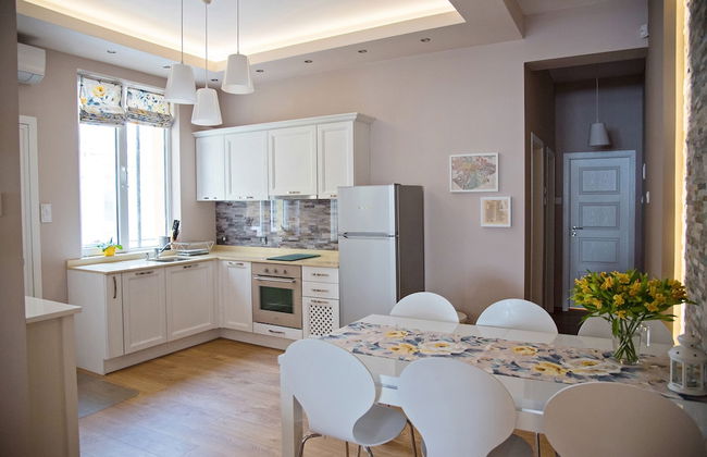 The North Tower Apartment - Photo 19