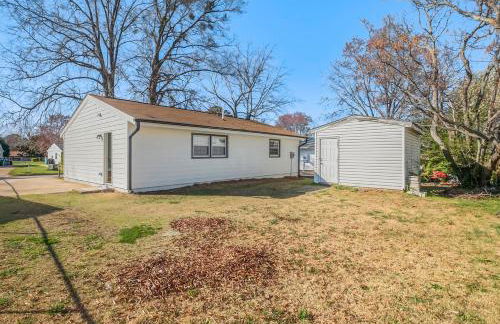 Chic home with king bed in Raleigh - Foto 22
