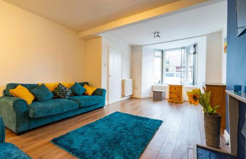 Newly-renovated, mid-terrace cottage in Porthmadog - Photo 10