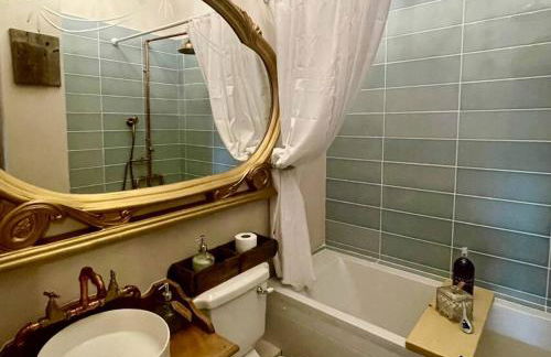 Stunning Luxury Vintage Duplex with Parking - Foto 18