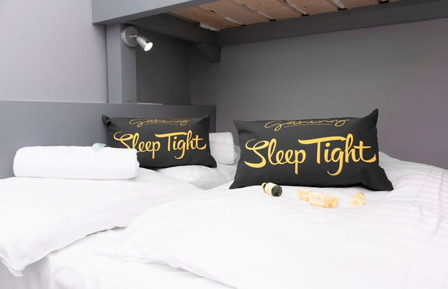 The Lower Gathering - Wrexham Town Centre - Sleeps Up To 10 - Photo 36