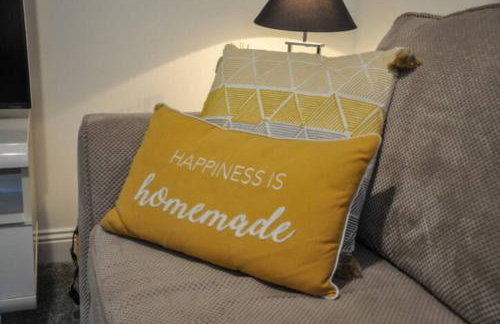 The Sashes - Cozy Apartment - FREE Parking - Ultrafast WIFI - Smart TV - Netflix - sleeps up to 6! Close to Poole Town Center & Sandbanks & Bournemouth - Foto 17