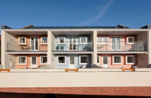 Crested Grebe - Ukc2109 - Photo 11