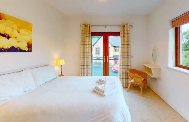 3 bedroom House in Killaloe with garden - Photo 4