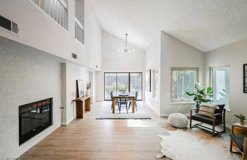 4Br Model Home w Pool and Pool table in Henderson - Foto 28