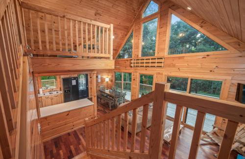 Spectacular Log Cabin Home 45 minutes to Asheville - Foto 18