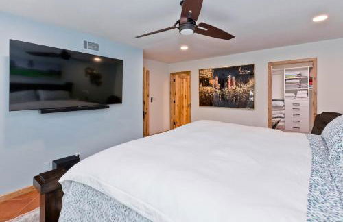 Spectacular condo with private golf privileges includes golf cart on Monterey Country Club !! - Foto 23