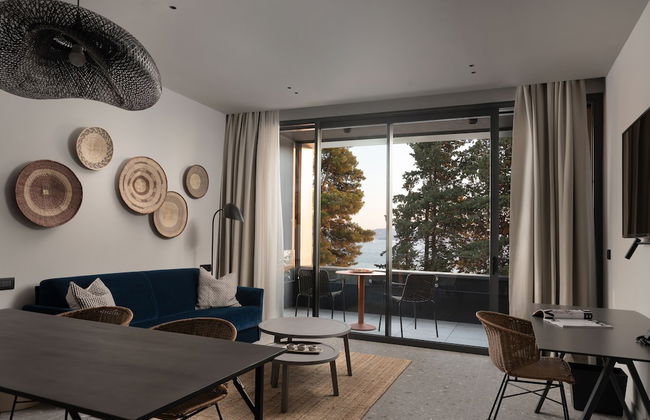 La Vista Suites - Photo 27