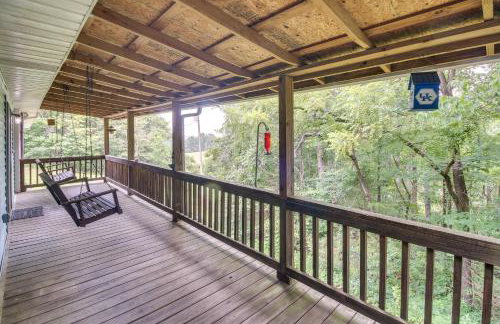 Family Home w/ Game Room! 1 Mi to Dale Hollow Lake - Foto 2