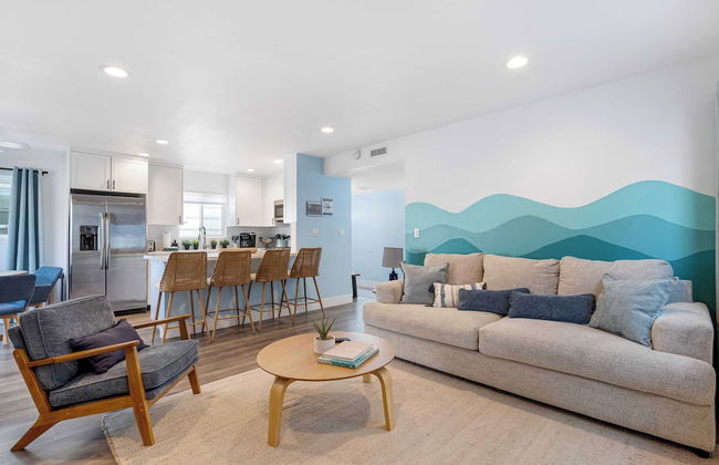 Coastal-chic Newport Stay Steps to the Beach, Dining & Boardwalk Optional Add-on Unit - Foto 5