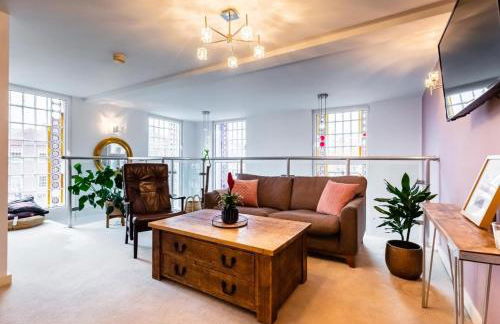 Lux Duplex Apartment 19th Century Chapel Wakefield Centre - Foto 1