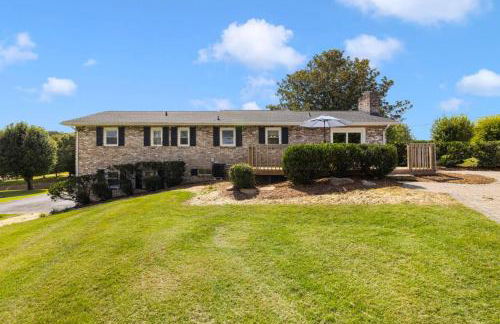 3BR Home Near Historic Downtown Jonesborough - Foto 40