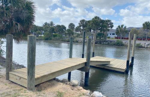 Castle, pvt pool, hot tub, beach, mini-golf, dock, fishing, ping pong - Foto 69