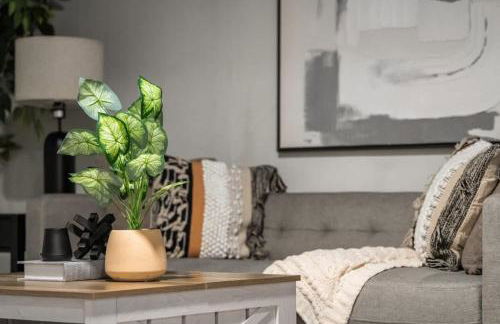 Joliet Cozy Oasis 4BR - Foto 33