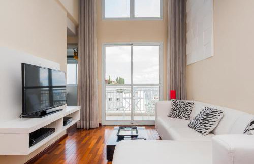 IP3 - Bhaus Loft Duplex Morumbi - Black & White - 50m2 - Linda Vista 13o andar - Academia - Piscina - Vaga de Garagem - Foto 1