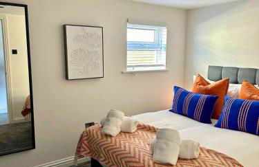 Charmandene - Luxury 5 Bed with Pool and Gated Parking - Foto 39