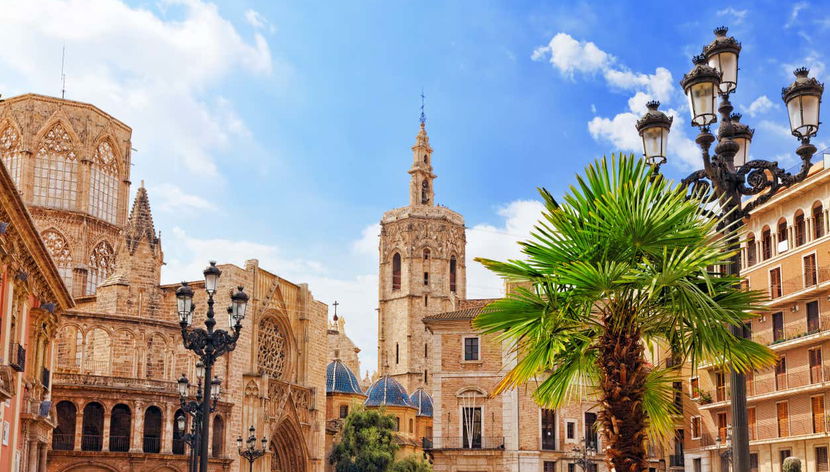 Plaza de Santa María, à Valence