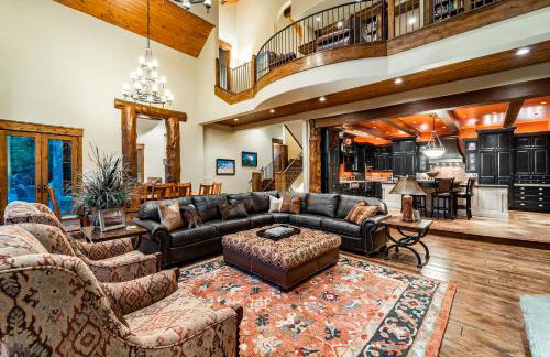 8 Bedroom Deer Valley Masterpiece with endless views. Theater hot tub game room ski-inout - Photo 8