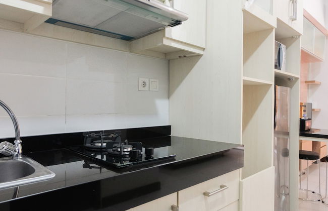 Cozy with City View Studio at Scientia Apartment - Foto 9