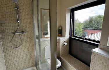 Modern 3-Bed Townhouse & Balcony - Foto 25