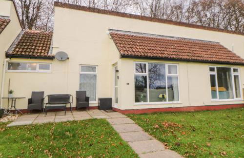 Manorcombe 40 - Photo 1