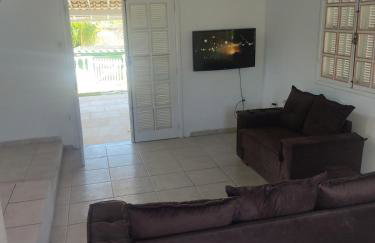 Casa Ampla com Piscina e Churrasqueira - Foto 24