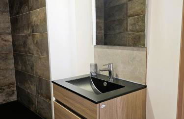 Mitrons - Apt B - Photo 12