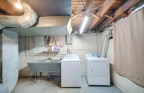 2 Mi to Lake Erie Home with Yard in Euclid! - Foto 22