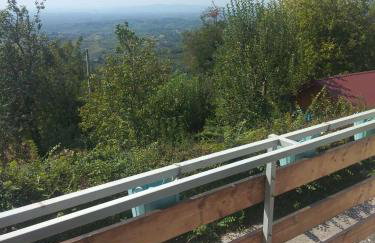 Plesivica Hillside Holiday Home With Hot -tub - Foto 32