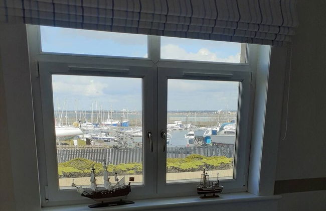 Marina View, Lovely Upper 3 Bedroom Apartment - Foto 10