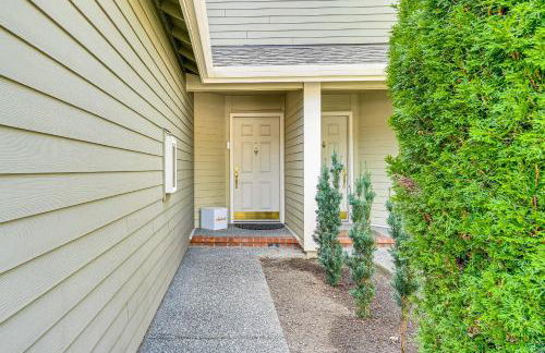 Modern Home Close to Dtwn Woodinville with Yard - Foto 24