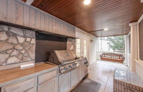 Jackson River Estate Main House Pool, Riverfront, sleeps 15 - Foto 23