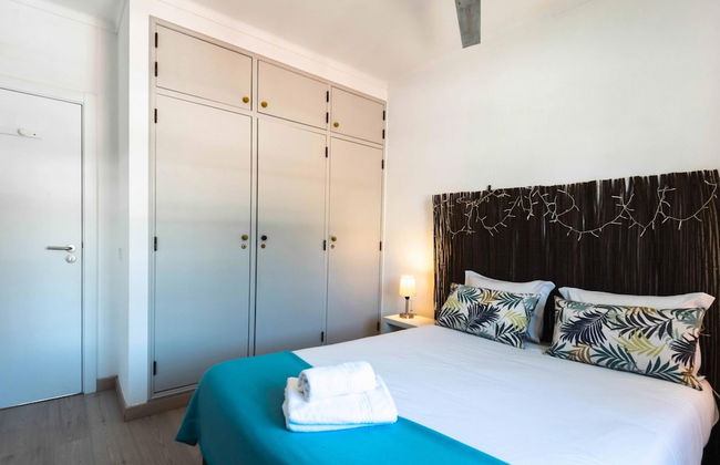 Sesimbra Stylish Villa by Homing - Photo 26