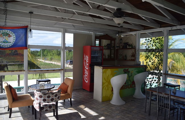 Bamboleo Inn Belize - Photo 45