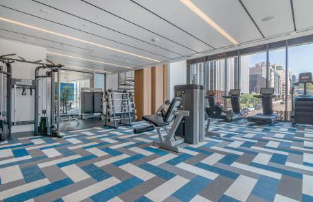 Modern Cosmopolitan APT Mid Hollywood with Free Parking 10mins to Universal Studios - Photo 48