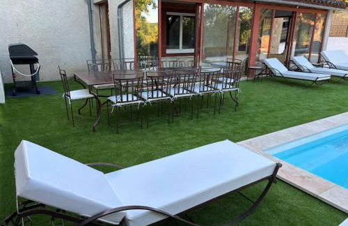 At Stéphanie and Damien's, Charming stone and pool - Foto 22