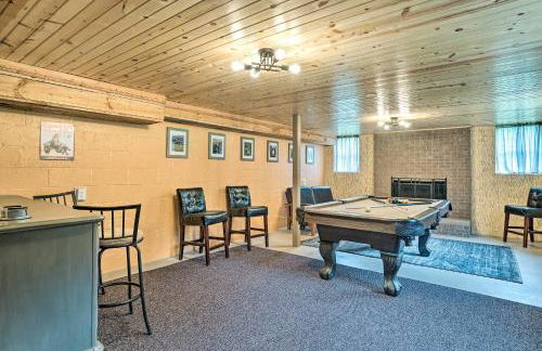 Pet Friendly Home with Hot Tub, Patio and Game Room! - Foto 10