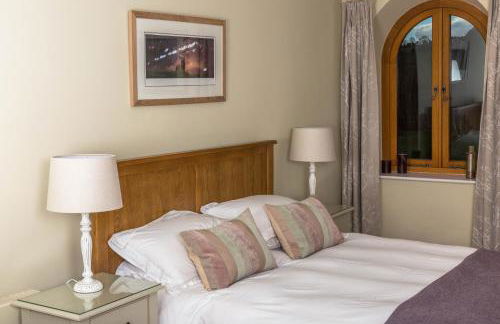 The Dovecote, Stoke Farthing Courtyard - Foto 24